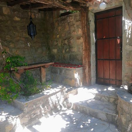 Sea-Side Old Stone Villa With A Private Garden บุดวา ภายนอก รูปภาพ