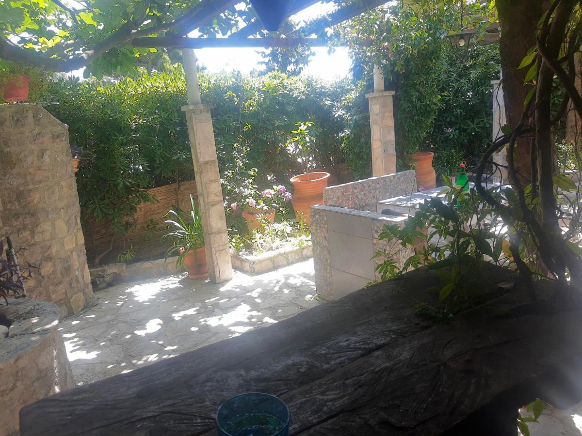 Sea-Side Old Stone Villa With A Private Garden บุดวา ภายนอก รูปภาพ