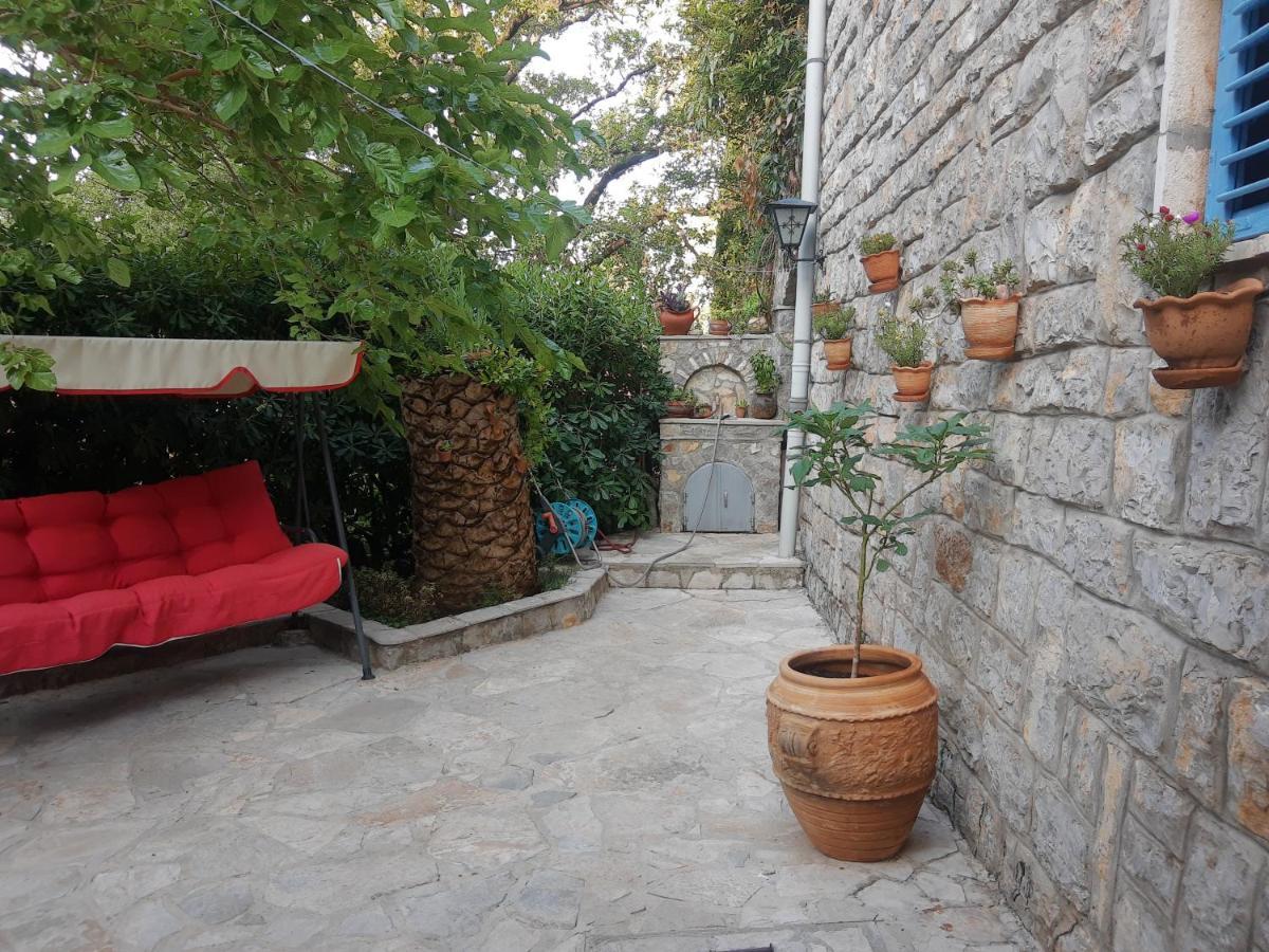 Sea-Side Old Stone Villa With A Private Garden บุดวา ภายนอก รูปภาพ